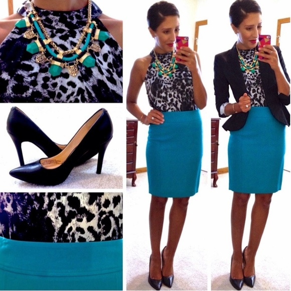 The Limited Dresses & Skirts - NWT The Limited Teal Skirt